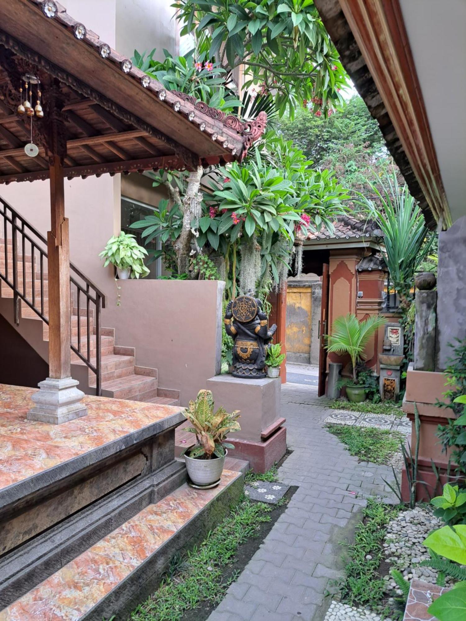 Ascarya Guest House Санур Экстерьер фото